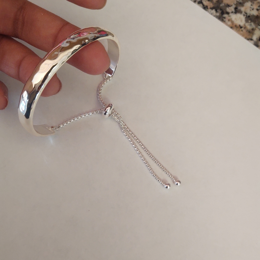 Pressed silver bangle brand new, gorgeous!